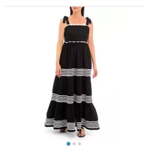 Black and White Maxi Dress
